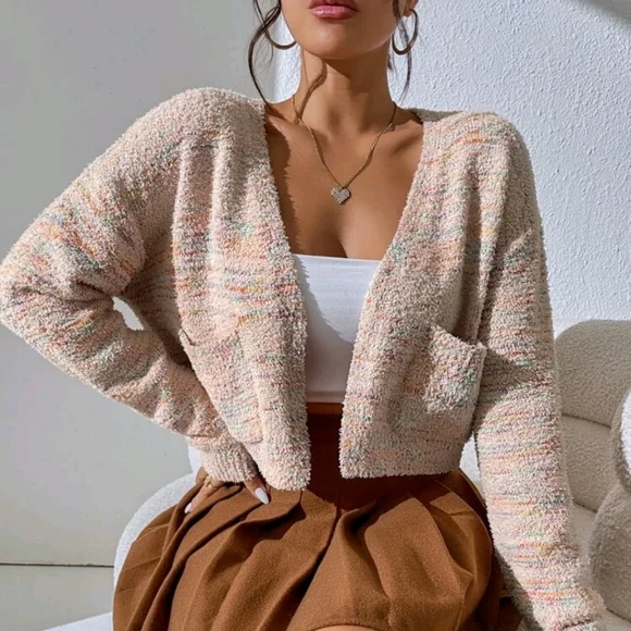 Fluffy Knit Dual Pocket Cardigan - Picture 3 of 4